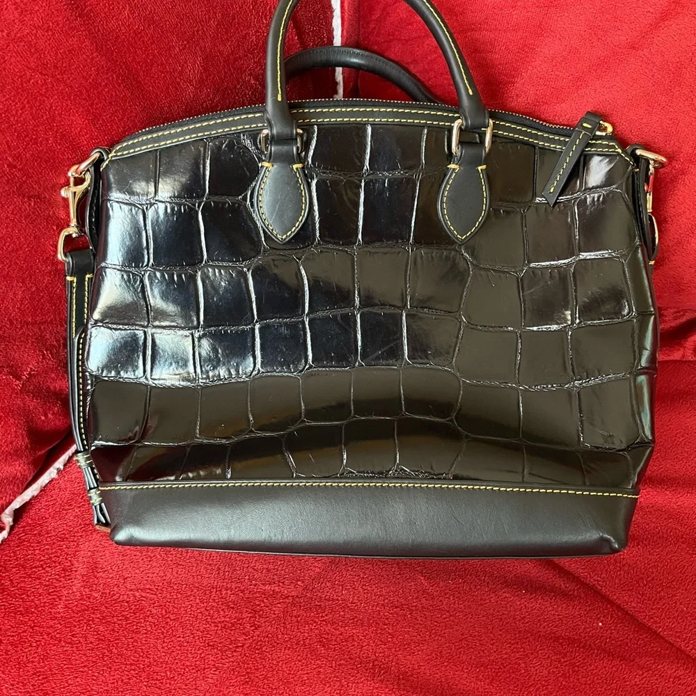 Dooney & Bourke handbag - Picture 4 of 15